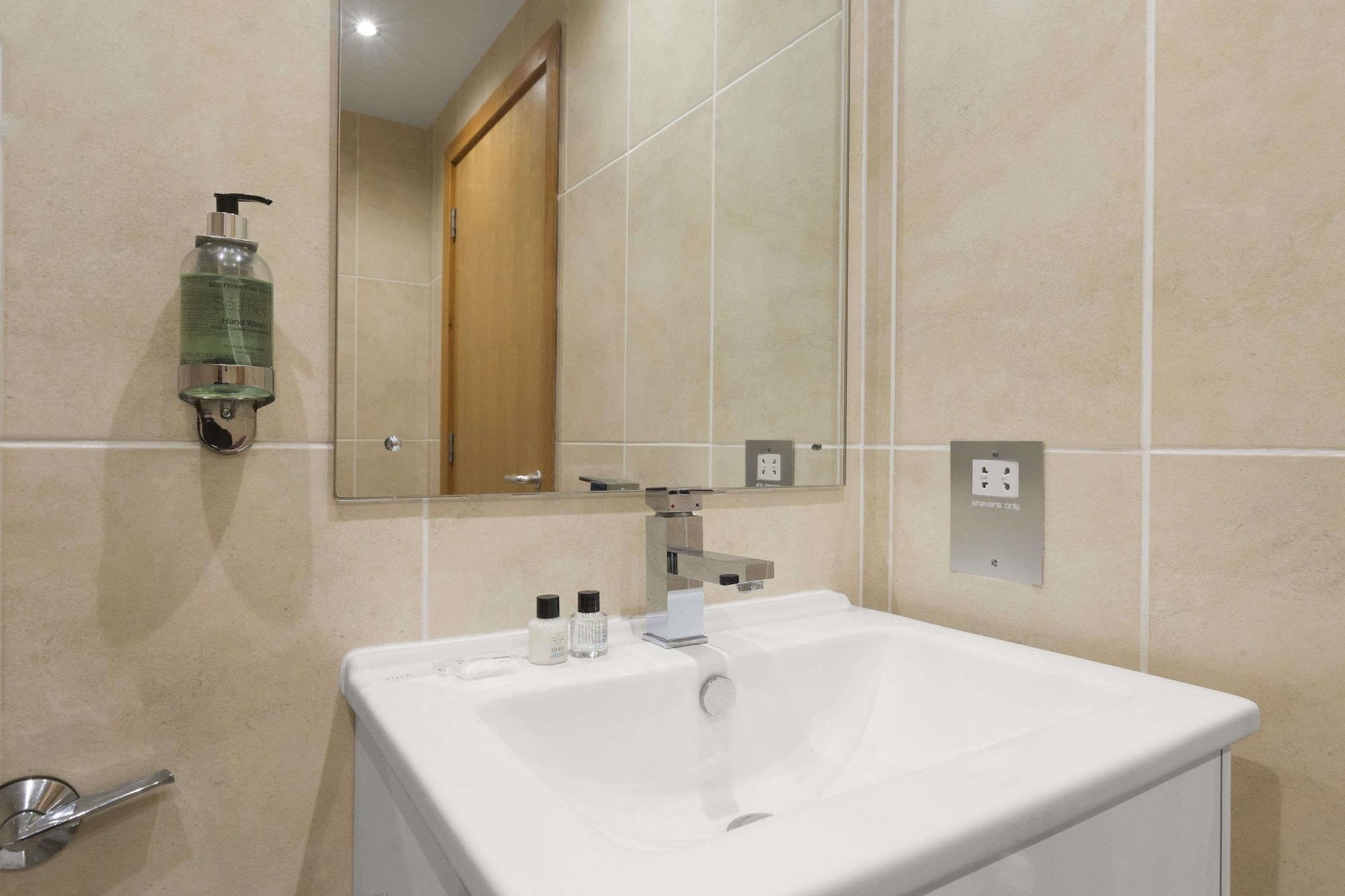 Hotel Ramada Telford Ironbridge Exteriér fotografie